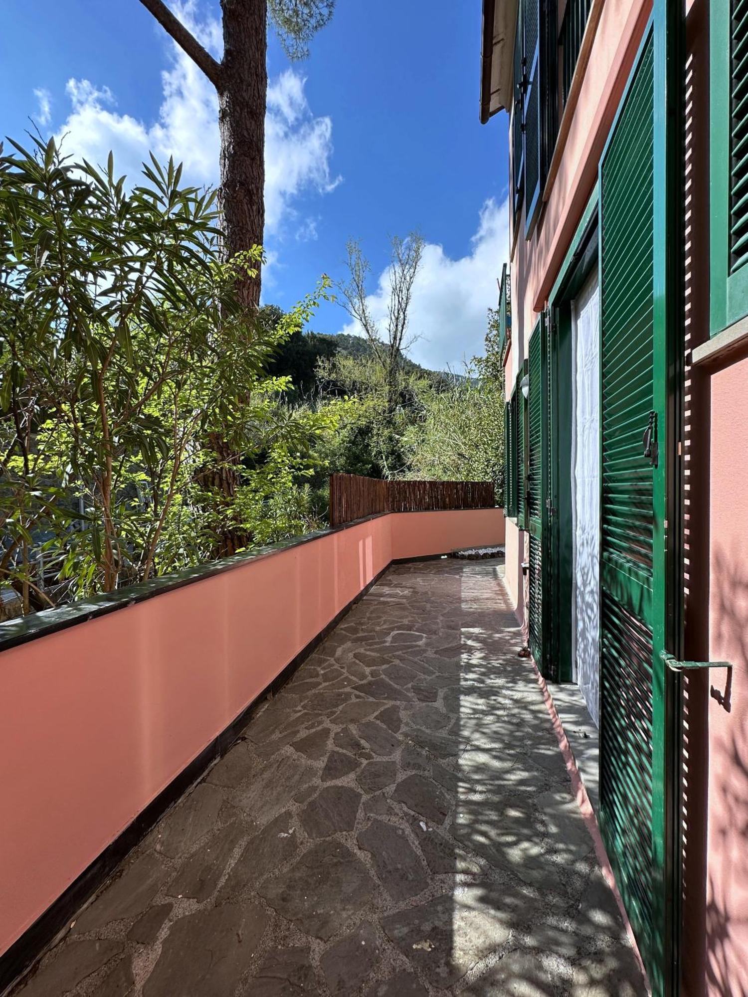 Terrace & Parking - Holiday Home Near Fegina Beach Monterosso al Mare Eksteriør bilde