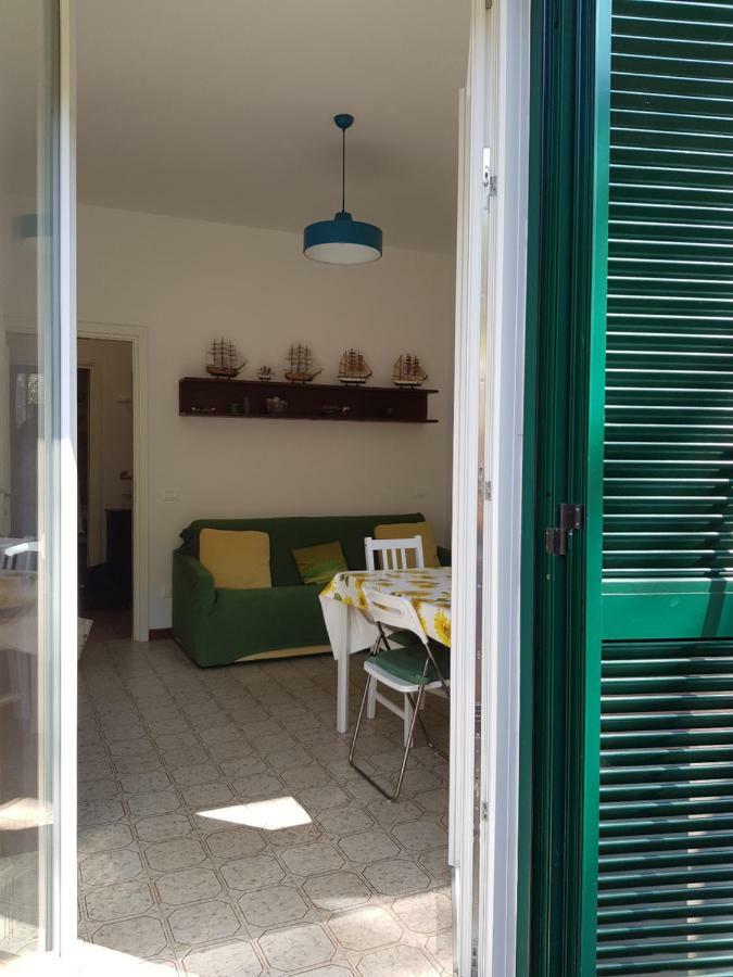 Terrace & Parking - Holiday Home Near Fegina Beach Monterosso al Mare Eksteriør bilde